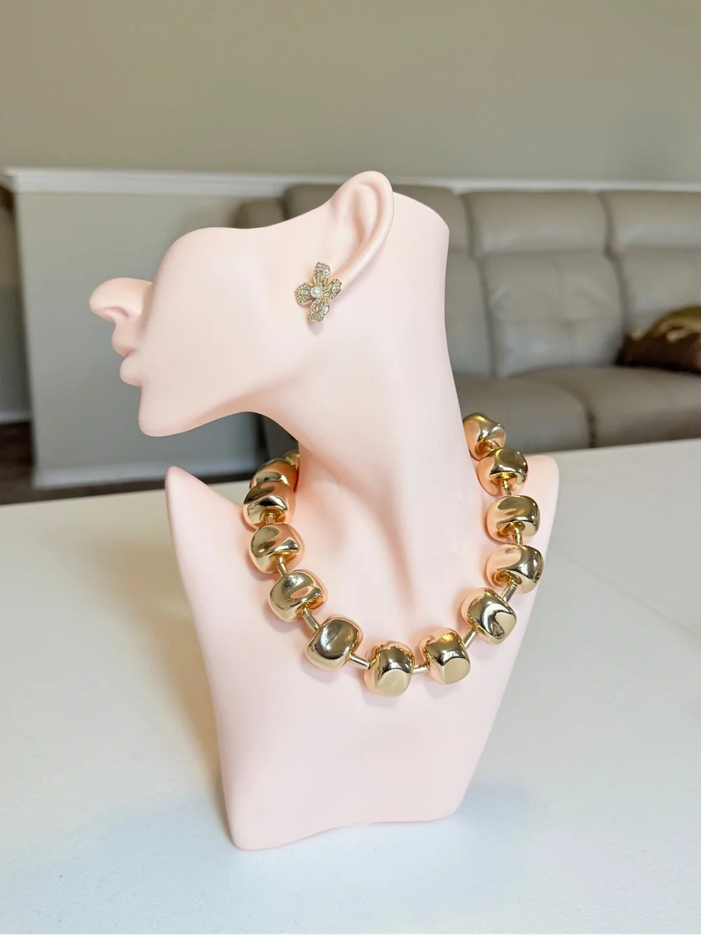 Gold Chunky Bead Necklace - Women Jewelry - Picture 3 of 6
